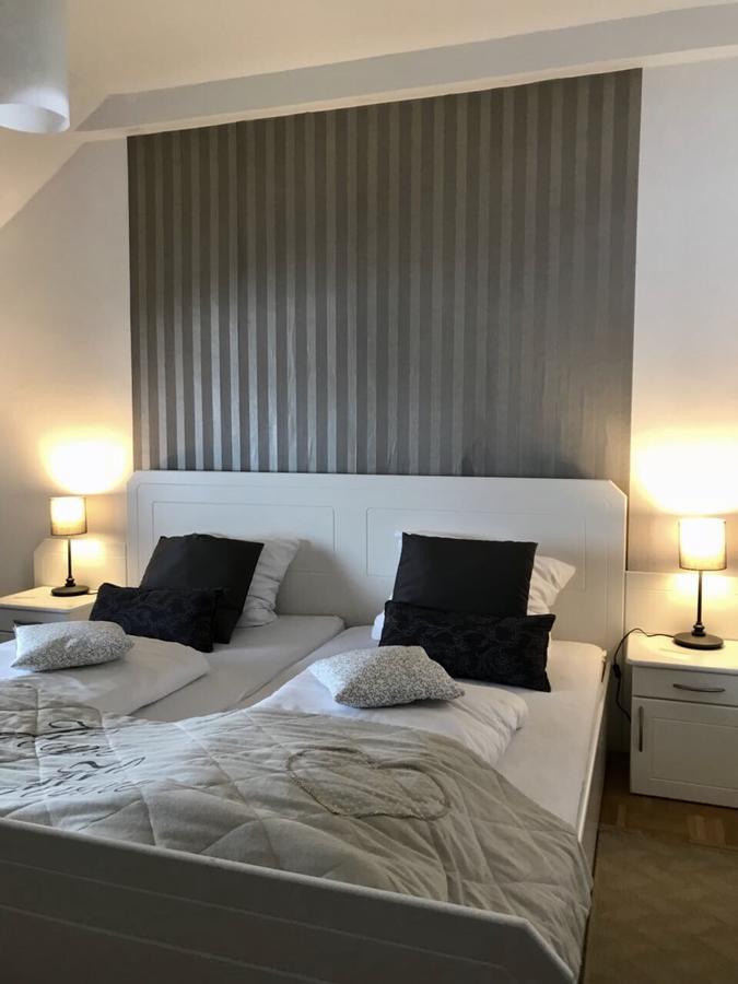 Elbhotel Блеккеде Экстерьер фото